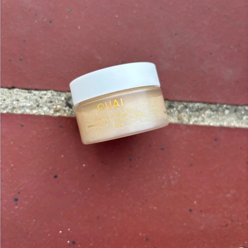 Oaui body scrub 1 oz